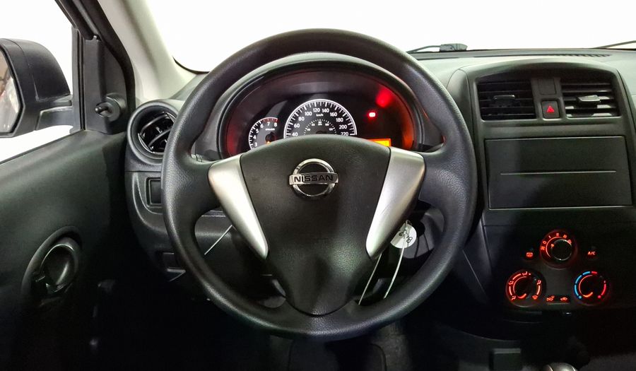 Nissan Versa 1.6 DRIVE AUTO Sedan 2018