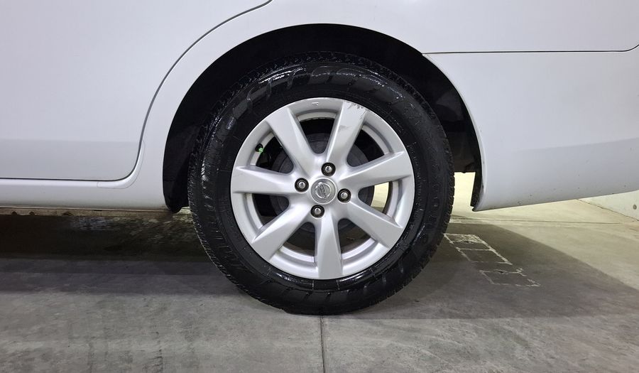 Nissan Versa 1.6 ADVANCE TA AC Sedan 2013
