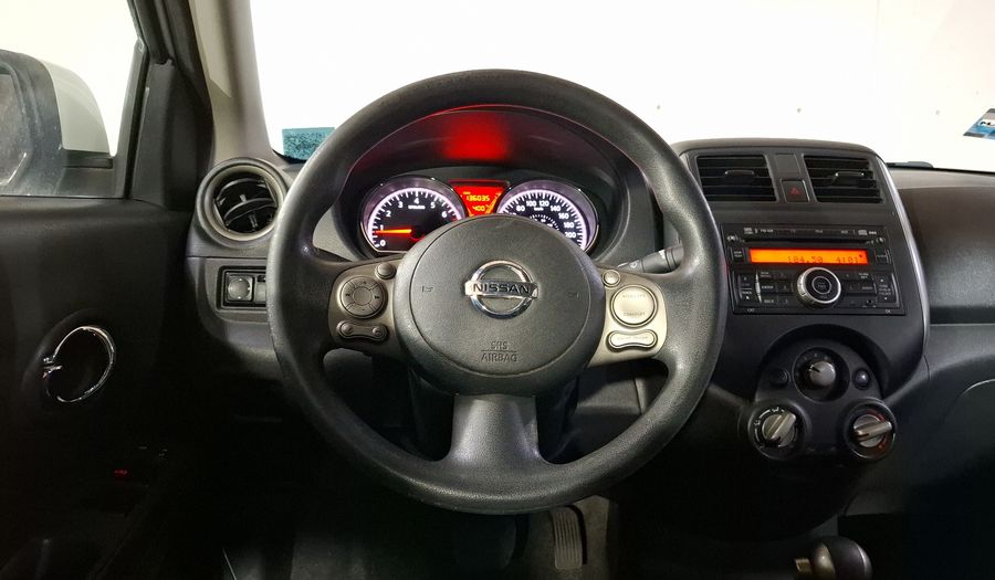 Nissan Versa 1.6 ADVANCE TA AC Sedan 2013