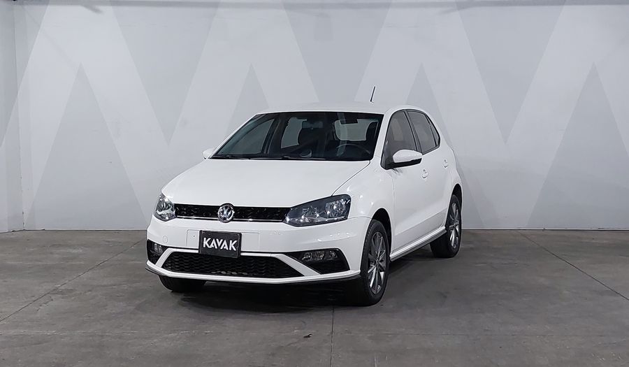Volkswagen Polo 1.6 COMFORTLINE PLUS Hatchback 2021
