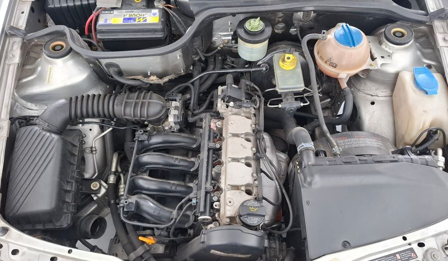 Volkswagen Gol 1.4 POWER (+DA+AA) Hatchback 2011