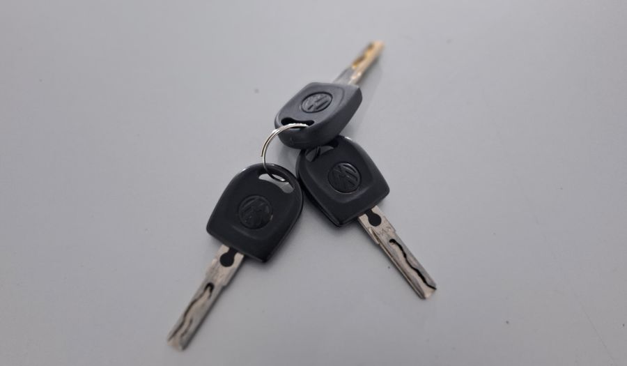 Volkswagen Gol 1.4 POWER (+DA+AA) Hatchback 2011