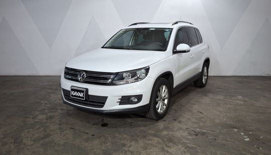 Volkswagen • Tiguan