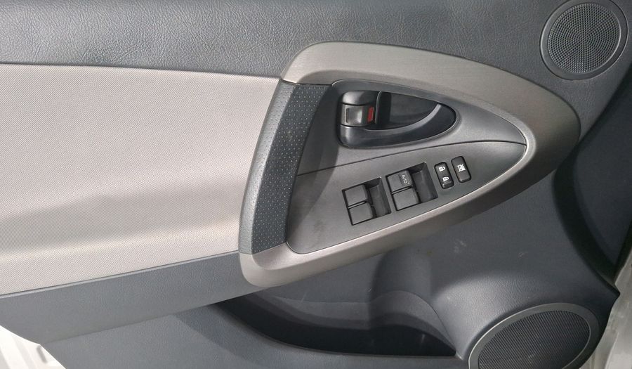 Toyota Rav4 2.5 BASE AT Suv 2012