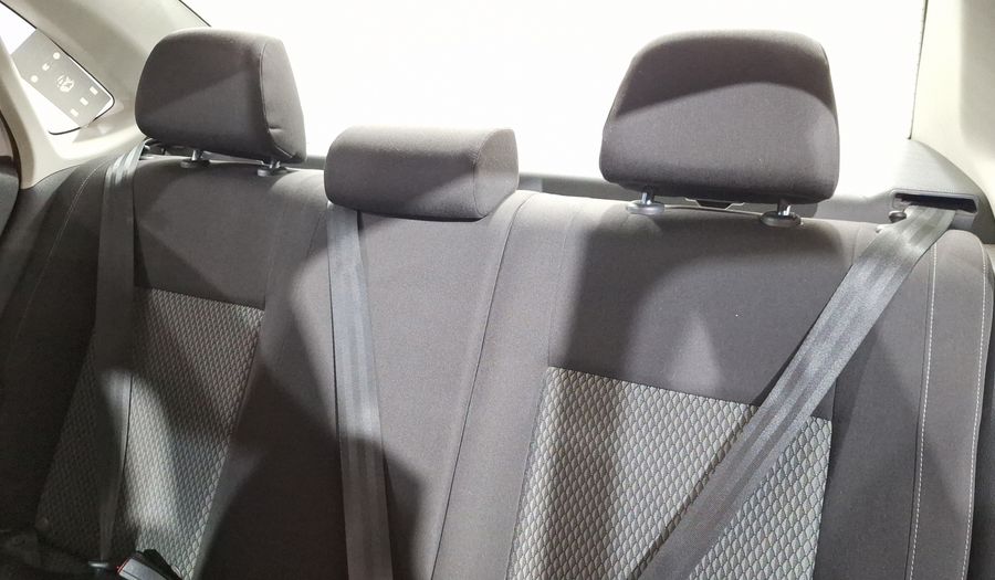 Volkswagen Vento 1.6 HIGHLINE STD. Sedan 2018