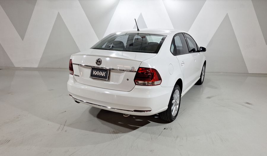 Volkswagen Vento 1.6 HIGHLINE STD. Sedan 2018