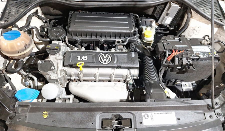 Volkswagen Vento 1.6 HIGHLINE STD. Sedan 2018