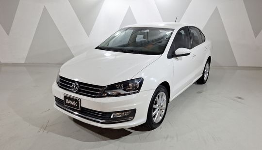 Volkswagen • Vento