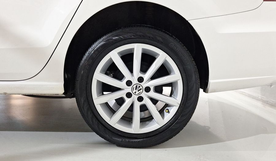 Volkswagen Vento 1.6 HIGHLINE STD. Sedan 2018