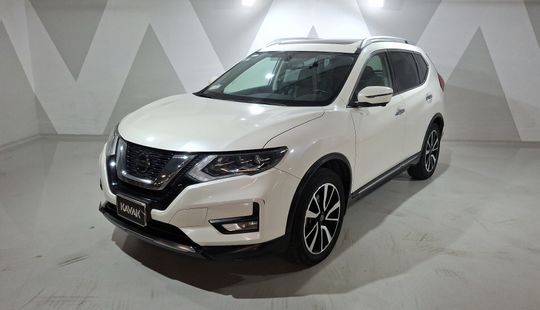 Nissan • X-Trail