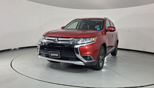 Mitsubishi • Outlander