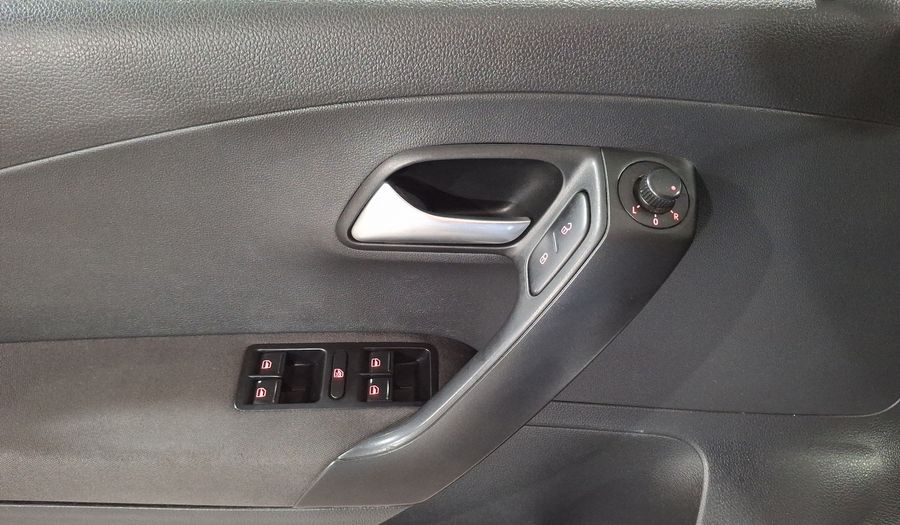 Volkswagen Polo 1.2 TSI DSG Hatchback 2016