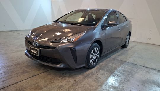 Toyota • Prius