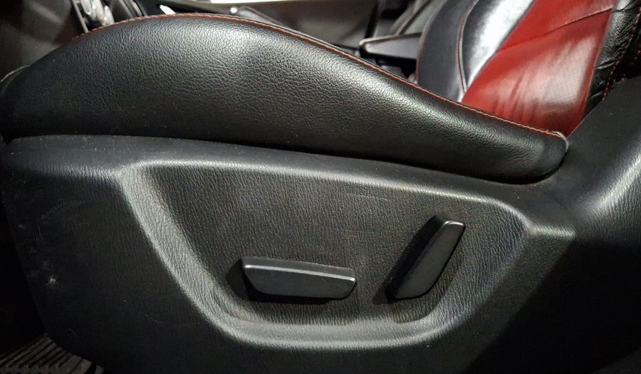 Mazda 3 2.5 SEDÁN S GRAND TOURING TA Sedan 2016