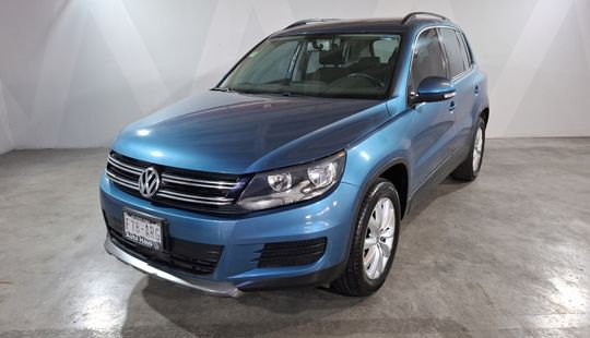 Volkswagen • Tiguan