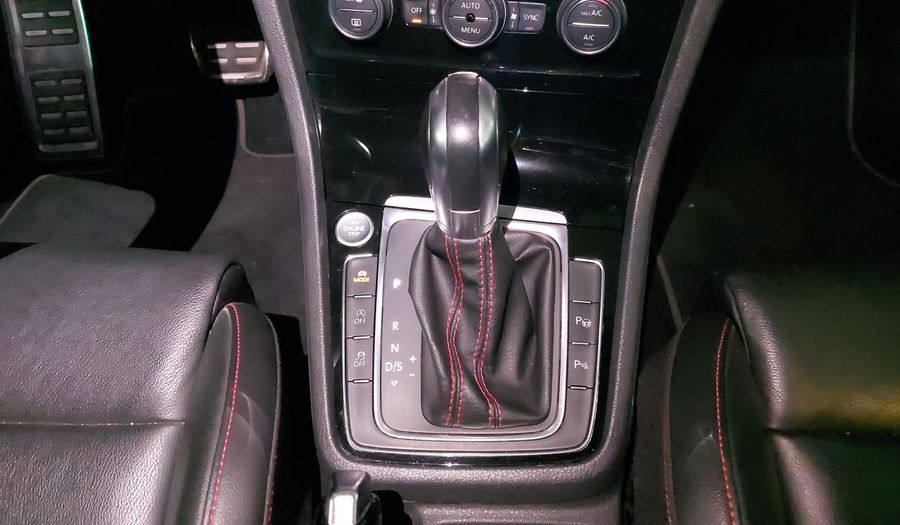 Volkswagen Golf 2.0 GTI DCT Hatchback 2019