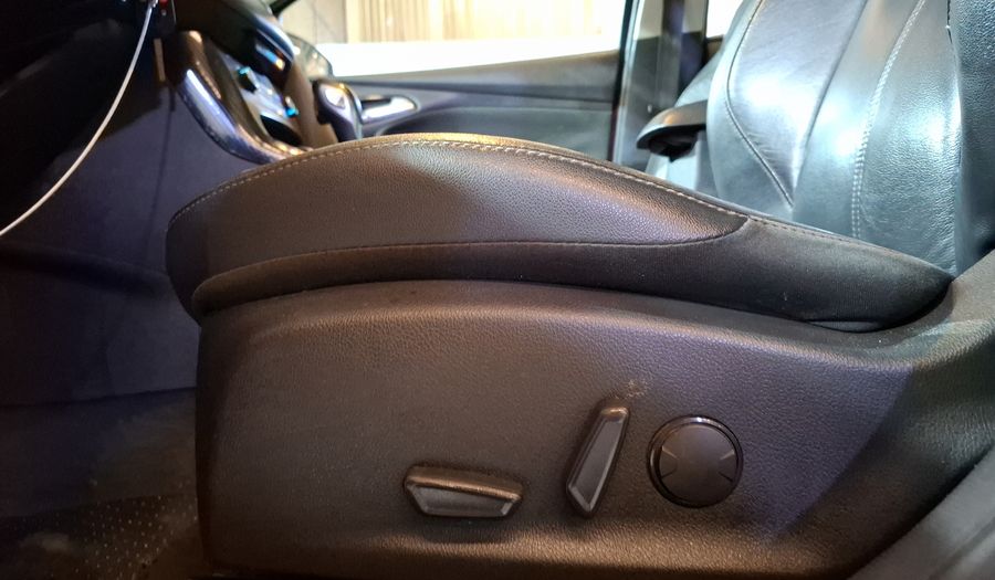 Ford Focus 2.0 SE APPEARENCE AT Hatchback 2015