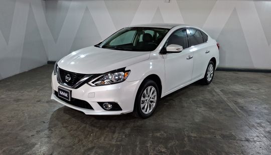 Nissan • Sentra