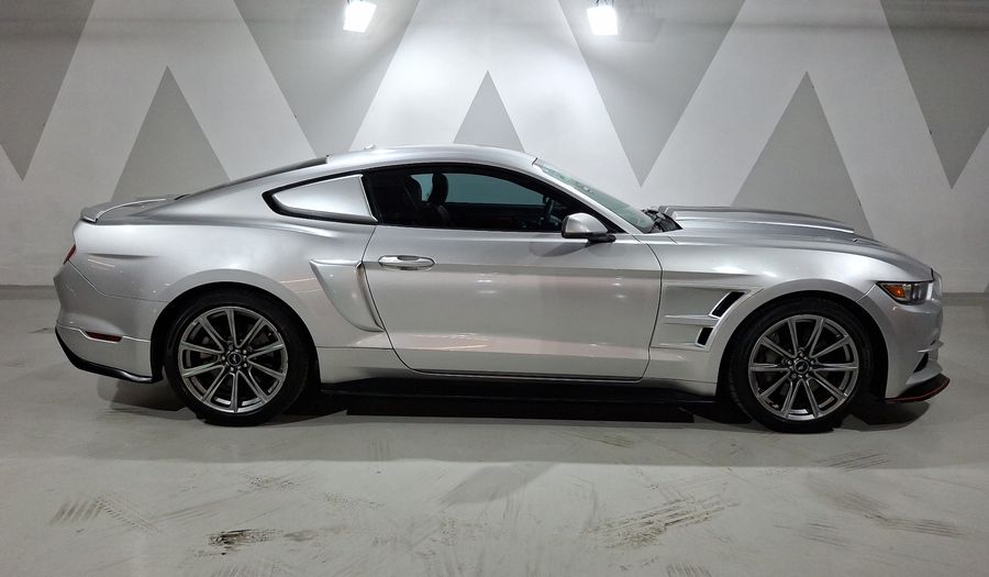 Ford Mustang 5.0 V8 MT Coupe 2017