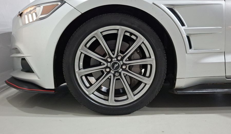 Ford Mustang 5.0 V8 MT Coupe 2017