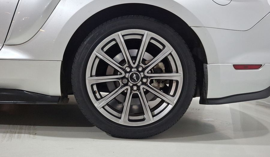 Ford Mustang 5.0 V8 MT Coupe 2017