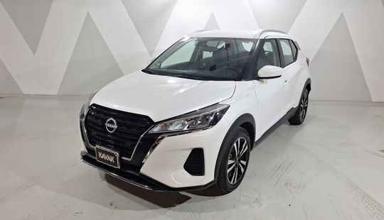 Nissan • Kicks Play