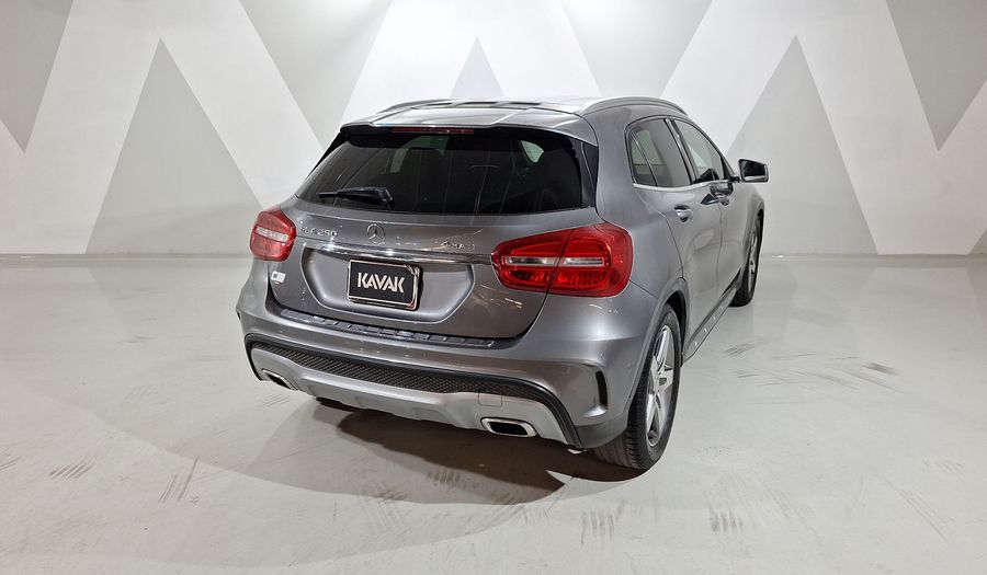 Mercedes Benz Clase Gla 2.0 GLA 250 CGI SPORT Suv 2016