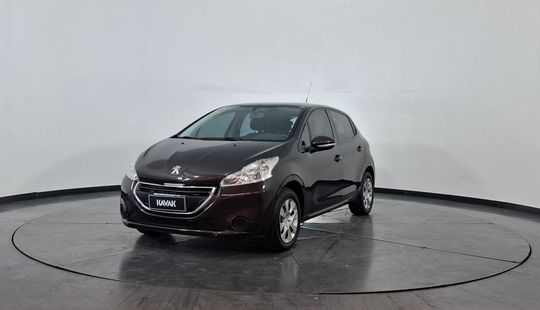 Peugeot • 208