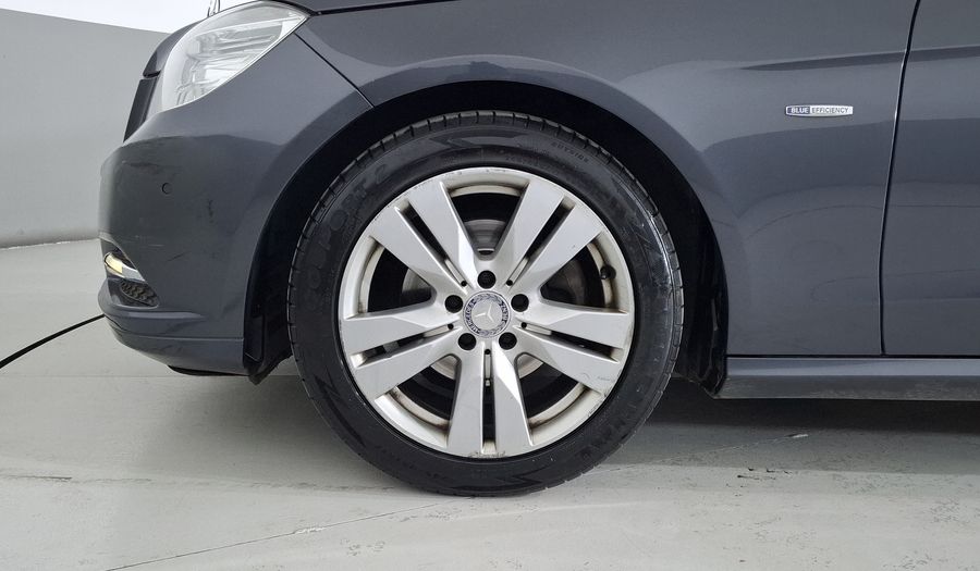 Mercedes Benz Clase E 1.8 200 CGI EXCLUSIVE AT Sedan 2012