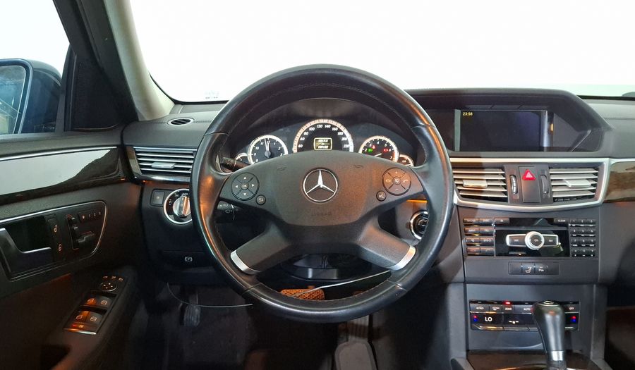 Mercedes Benz Clase E 1.8 200 CGI EXCLUSIVE AT Sedan 2012