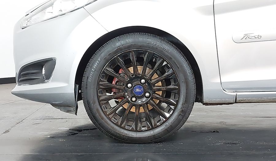 Ford Fiesta TITANIUM HATCH Hatchback 2013