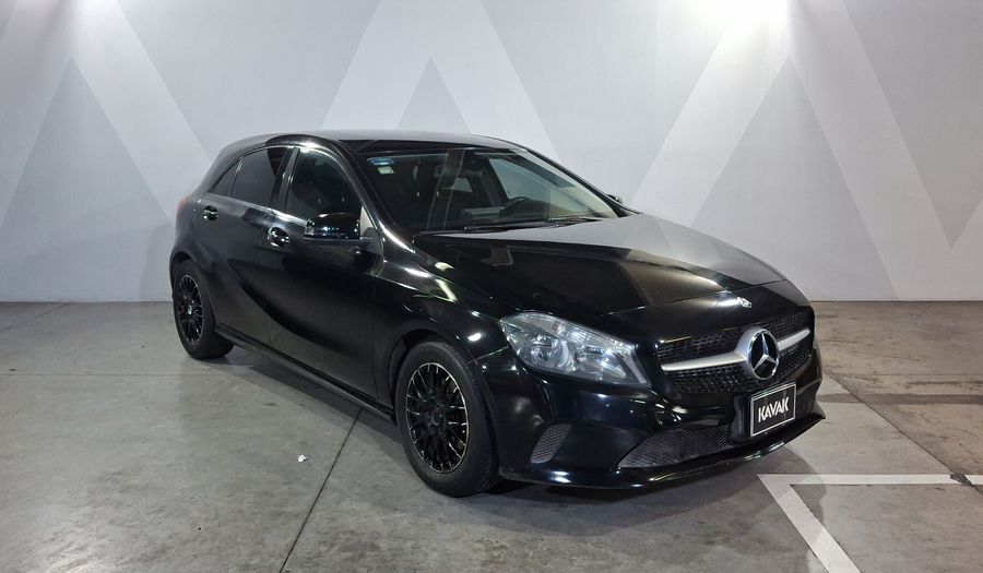 Mercedes Benz Clase A 1.6 200 Hatchback 2017