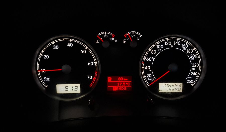 Volkswagen Bora 2.0 TRENDLINE TIPTRONIC Sedan 2013
