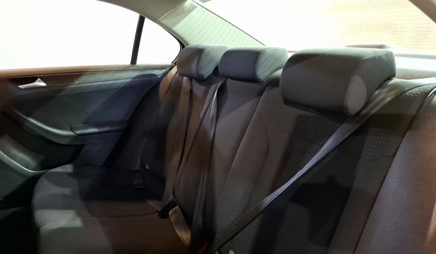 Volkswagen Jetta 2.0 TIP Sedan 2016