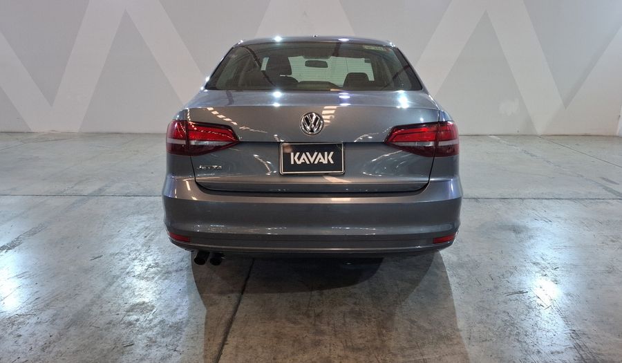 Volkswagen Jetta 2.0 TIP Sedan 2016