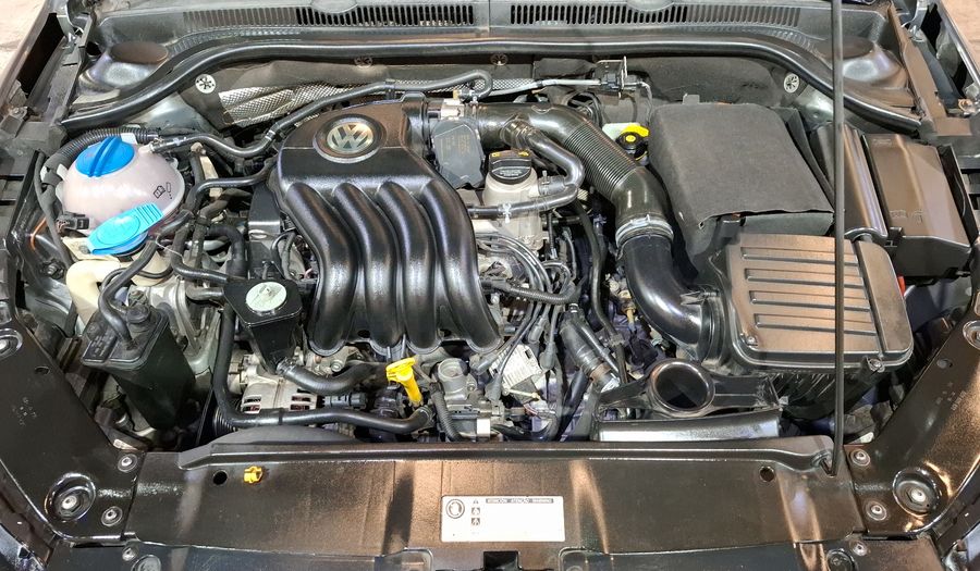 Volkswagen Jetta 2.0 TIP Sedan 2016