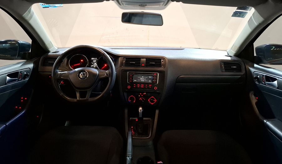 Volkswagen Jetta 2.0 TIP Sedan 2016