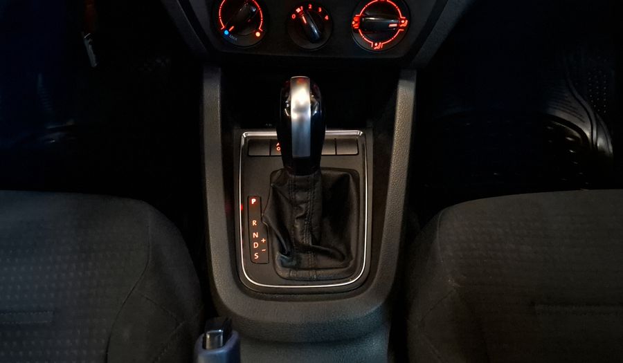 Volkswagen Jetta 2.0 TIP Sedan 2016
