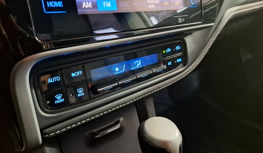 Toyota Corolla 1.8 SE-G CVT Sedan 2017
