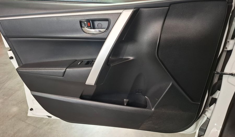 Toyota Corolla 1.8 SE-G CVT Sedan 2017