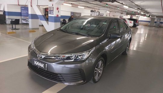 Toyota • Corolla