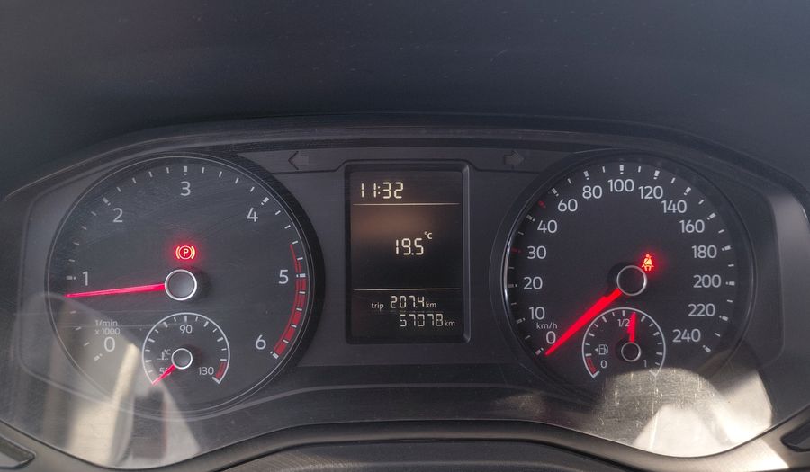 Volkswagen Amarok 2.0 TDI 140CV TRENDLINE 4X2 Pickup 2019