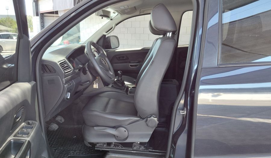 Volkswagen Amarok 2.0 TDI 140CV TRENDLINE 4X2 Pickup 2019