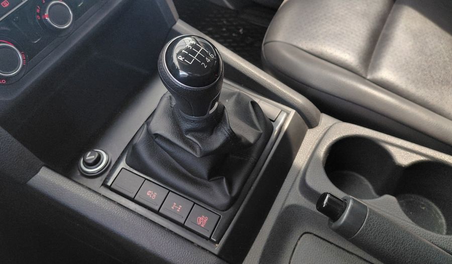 Volkswagen Amarok 2.0 TDI 140CV TRENDLINE 4X2 Pickup 2019