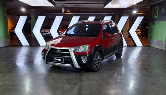 Toyota • Etios