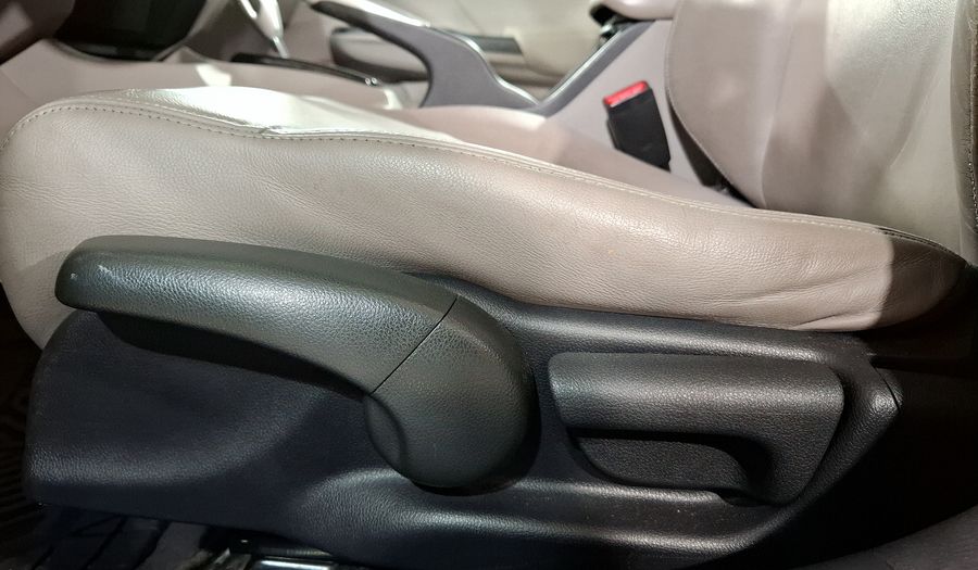 Honda Civic 1.8 EX-L NAVI AT 4DRS Sedan 2014