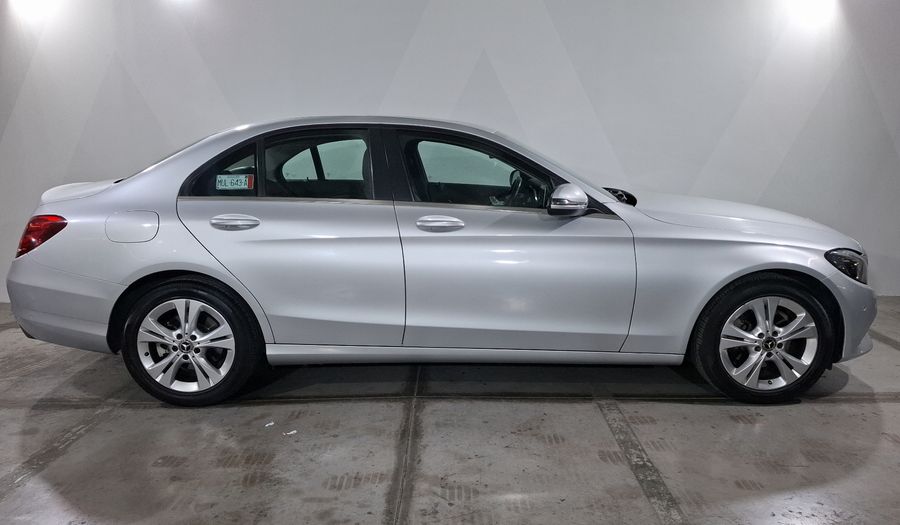 Mercedes Benz Clase C 2.0 200 EXCLUSIVE AUTO Sedan 2018