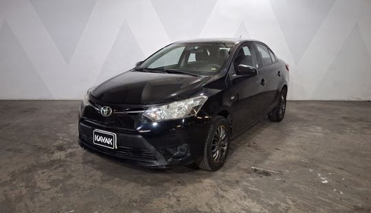 Toyota • Yaris