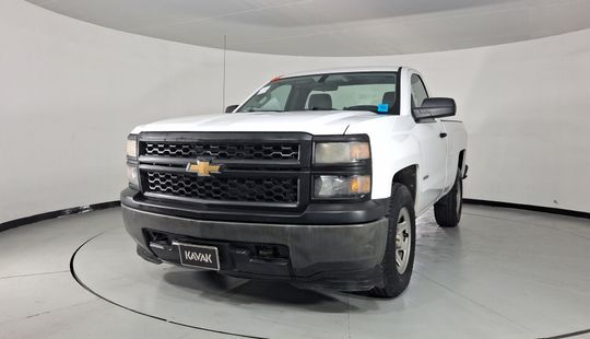Chevrolet • Silverado 2500