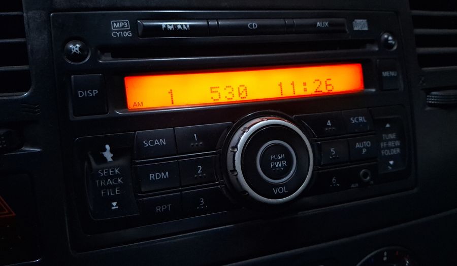 Nissan Tiida 1.8 COMFORT MT AC Sedan 2012